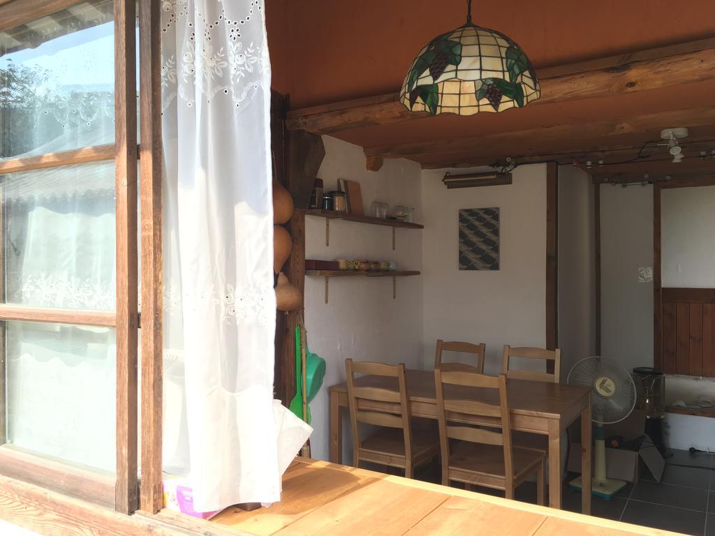 Ginkgo Tree Guesthouse จอนจู ภายนอก รูปภาพ