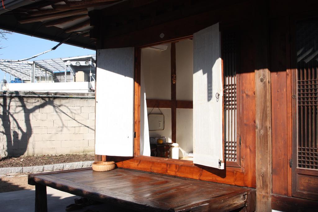 Ginkgo Tree Guesthouse จอนจู ห้อง รูปภาพ
