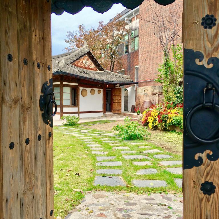 Ginkgo Tree Guesthouse จอนจู ภายนอก รูปภาพ
